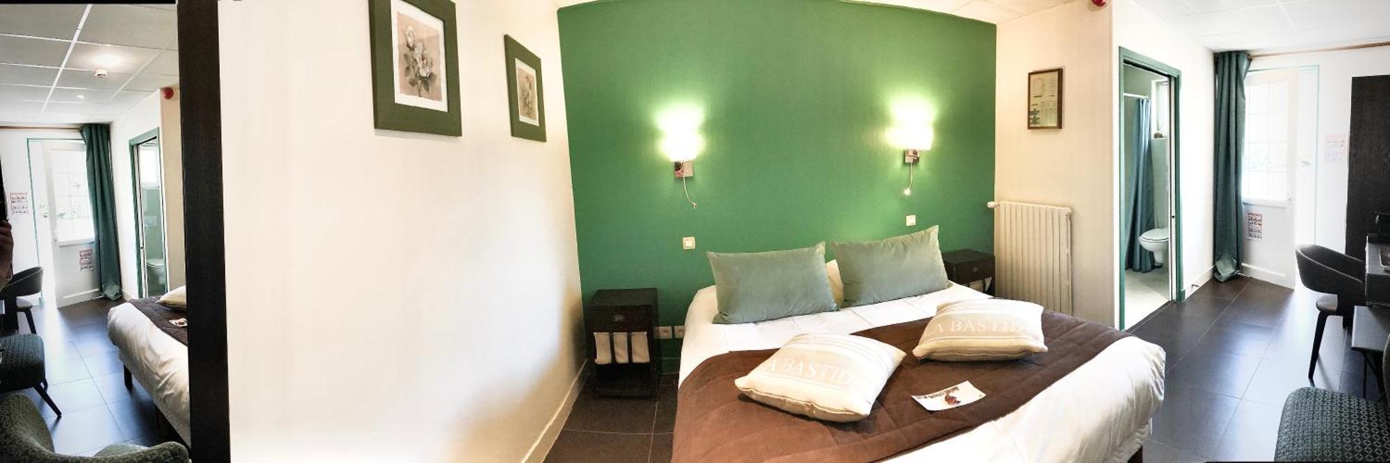 Logis L'auberge Du President Hotel