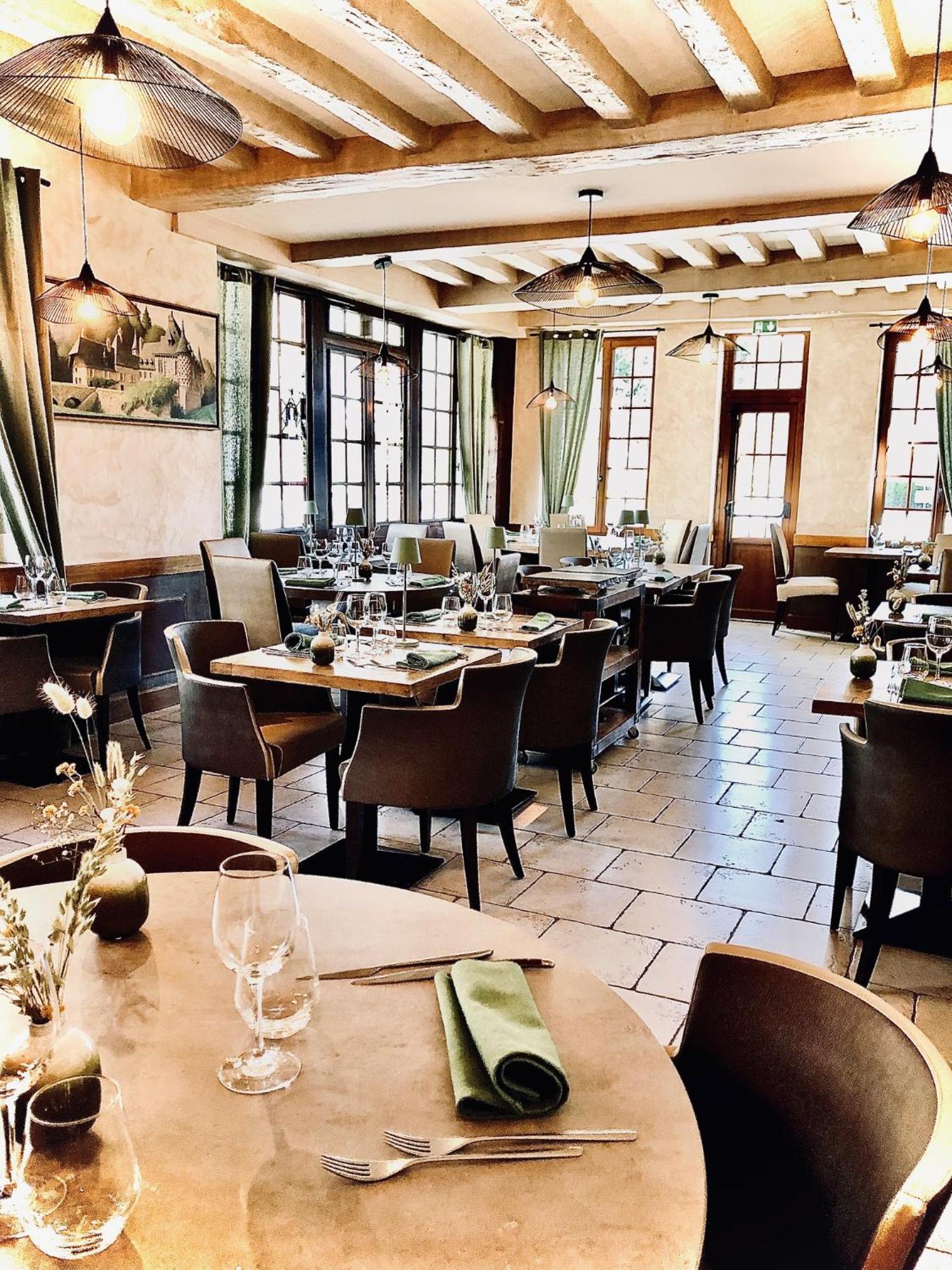 Hotel Logis Restaurant L'auberge Du President Cormeilles (Eure)