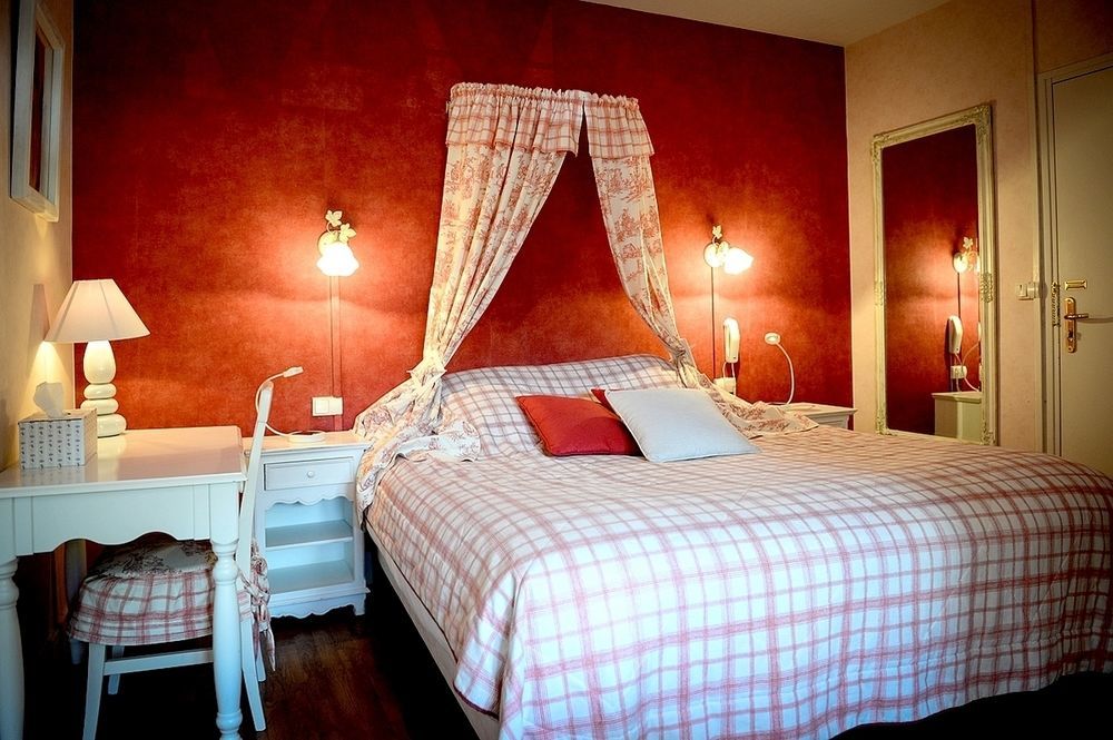 Logis Restaurant L'auberge Du President Hotel 3*
