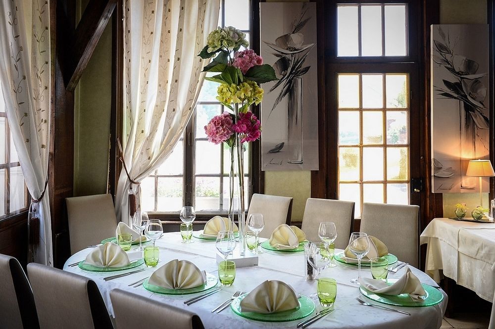 Hotel Logis Restaurant L'auberge Du President