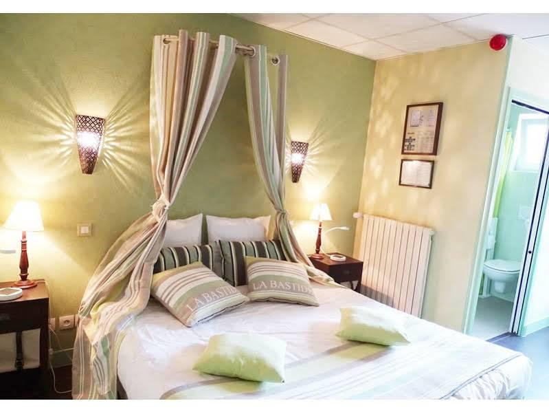 Hotel Logis Restaurant L'auberge Du President 3*